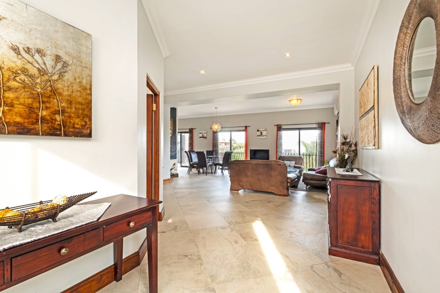 13 Bedroom Property for Sale in Plattekloof Western Cape